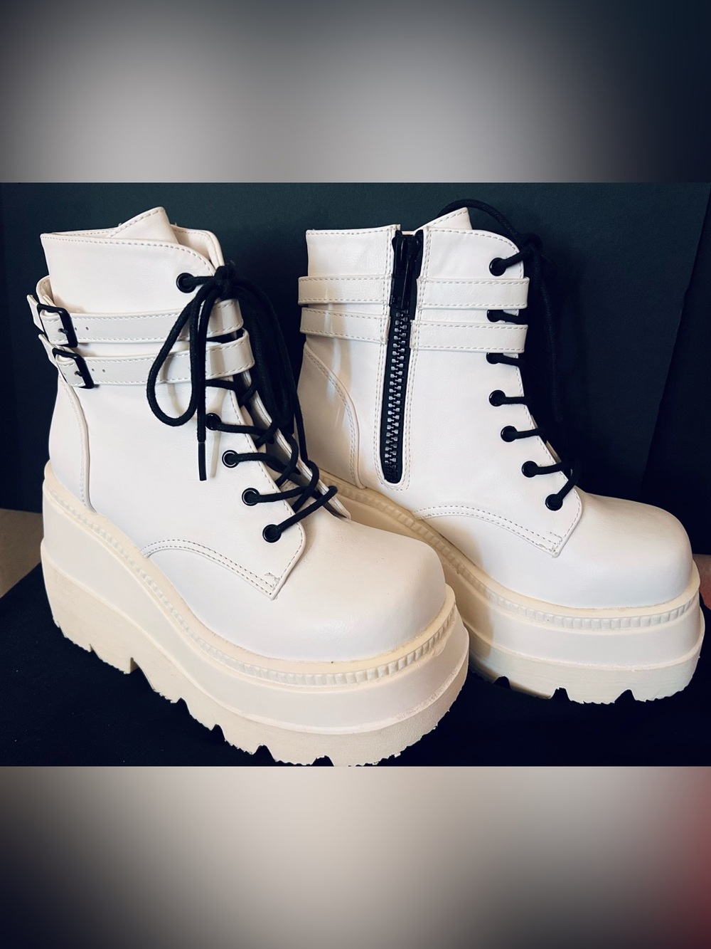 NWOT Demonia Shaker-52 White Platform Boots Sz 8 Goth Rave Festival Cosplay